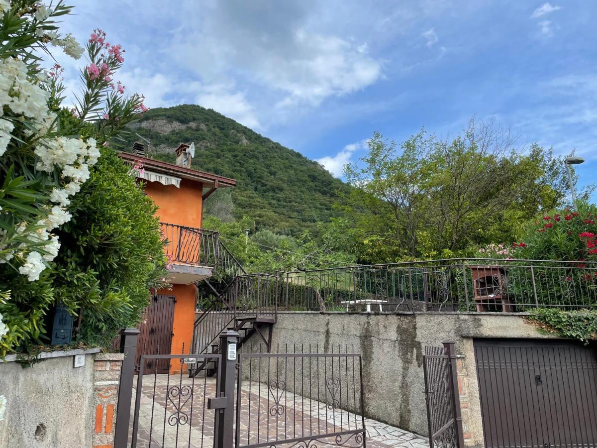 A la Zolia Mendia Villa Salò Esterno foto